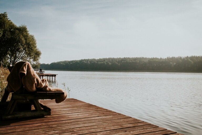 Gustaw-Mazury - Widok na jezioro z prywatnego pomostu